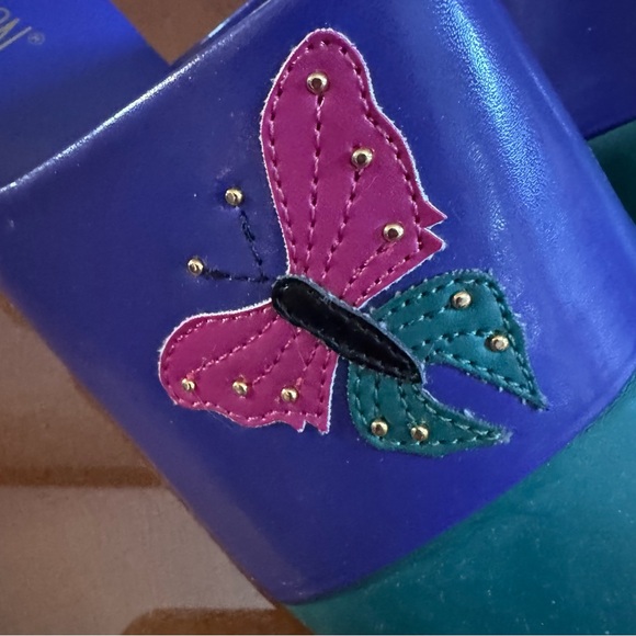 Vintage Deacon Colorful Women's Slide Wedge Sandals with Butterfly Design - Picture 8 of 9